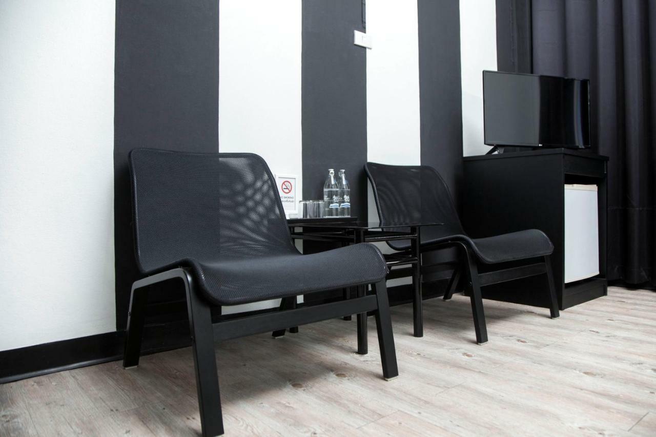 Crystal Hotel Хуахін Екстер'єр фото